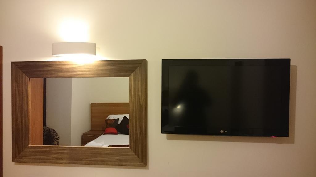 Gateway Express Hotel Newport Kültér fotó