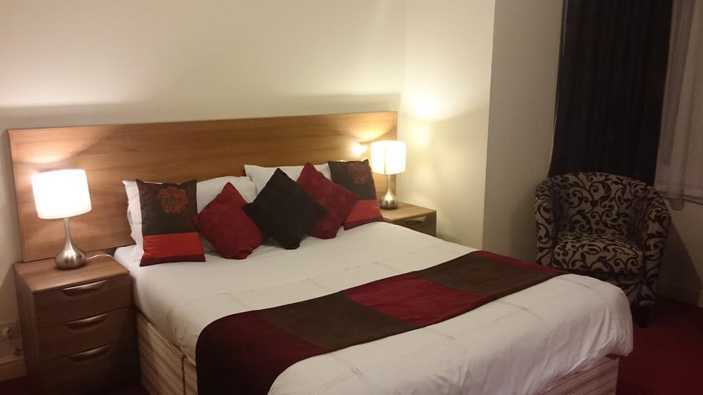 Gateway Express Hotel Newport Szoba fotó